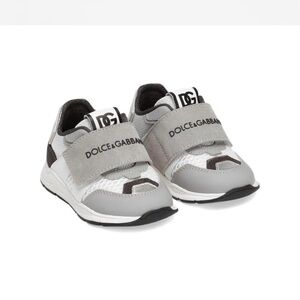 Dolce & Gabbana Kids Sneakers in Gray and White